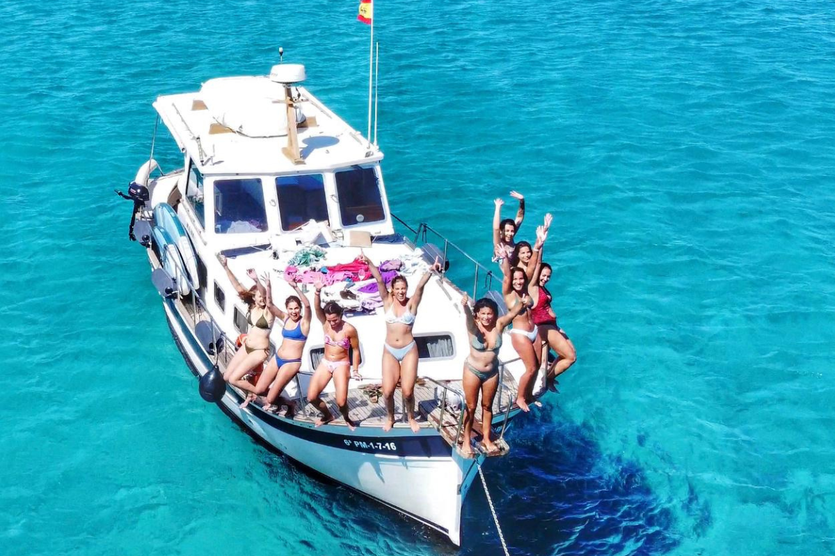 Alquiler de llaut con patrón